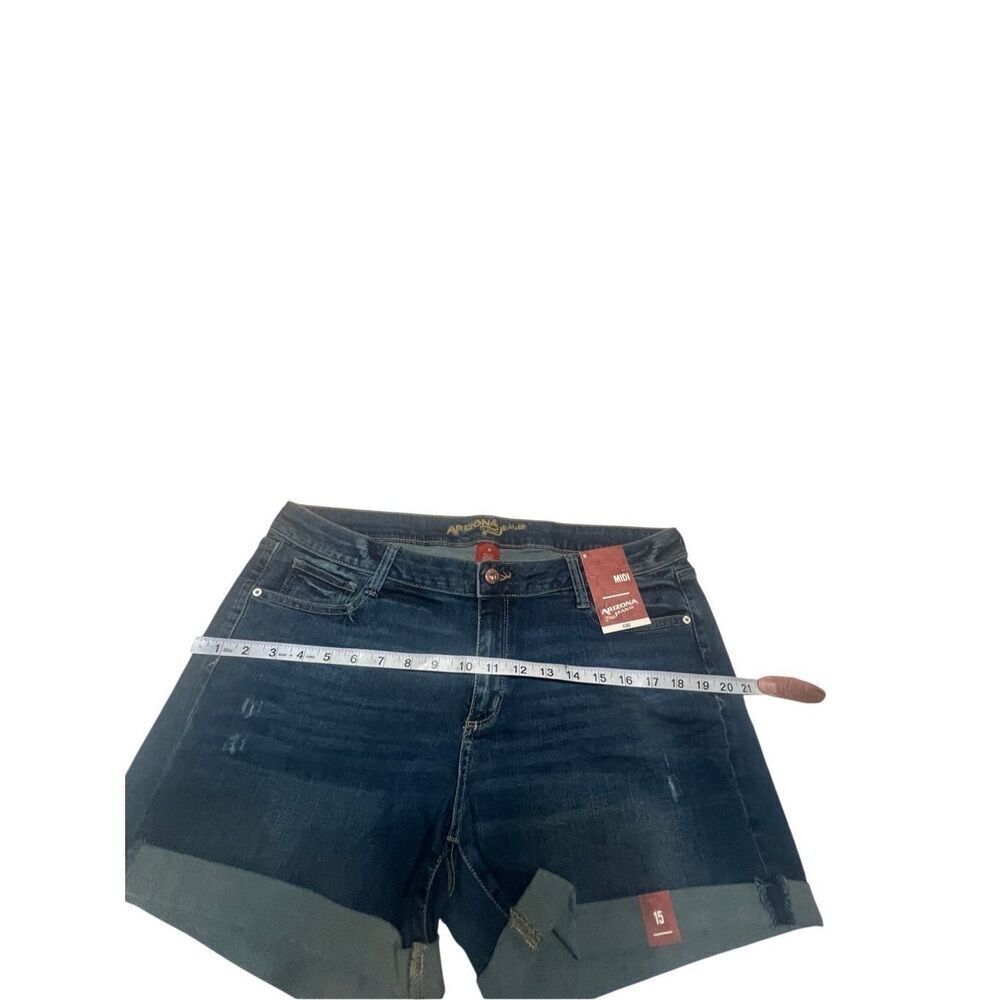 Arizona Woman’s MIDI Denim Roll Up Shorts Sz 15 NWT - Picture 6 of 8